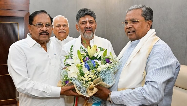 கர்நாடக  துணை முதல்வராக ஜி.பரமேஸ்வரா பதவியேற்க உள்ளதாக சித்தராமையா தகவல்!!